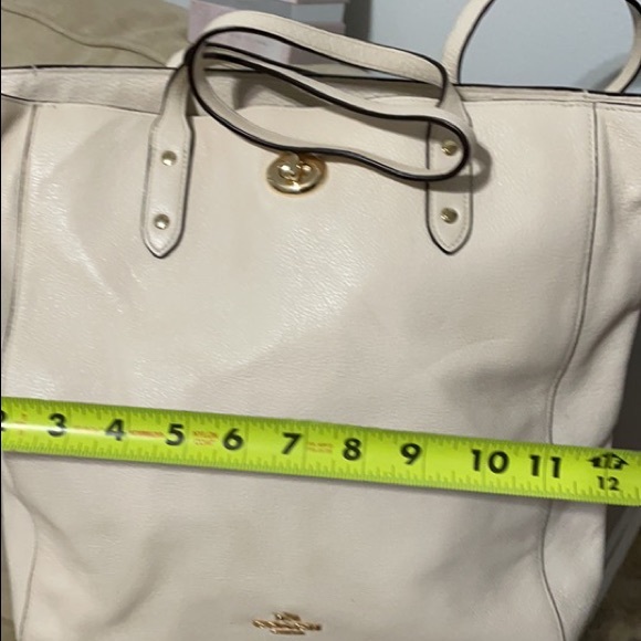 Coach purse - Picture 5 of 5